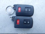 Toyota Prius C Three JTDKDTB38G1118971 снимка