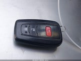 Toyota Prius Two JTDKBRFU3G3003419 снимка