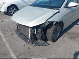 Hyundai Elantra Se KMHD84LF0HU063942 photo
