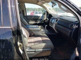 Toyota Tundra Sr5 5.7L V8 5TFUW5F10FX451393 fotografie