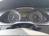 Audi A4 2.0T Premium WAUAFAFL5FN008811 снимка