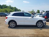 Audi Q5 2.0T Premium/2.0T Tech Premium WA1BNAFY9J2172668 fotografie