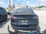 Tesla Model Y Performance Dual Motor All-Wheel Drive 7SAYGDEFXNF460118 fotografie