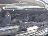 Toyota Tundra  5.7L V8 5TFAW5F16JX734358 fotografie