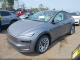 Tesla Model Y 7SAYGDEE5TF325116 fotografie