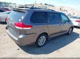 Toyota Sienna Xle V6 8 Passenger 5TDYK3DC6DS289617 fotografie