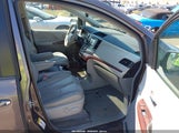 Toyota Sienna Xle V6 8 Passenger 5TDYK3DC6DS289617 fotografie