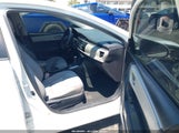 Toyota Corolla Le 5YFBURHE8GP456619 снимка