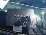 Tesla Model 3 Long Range Dual Motor All-Wheel Drive/Rear-Wheel Drive 5YJ3E1EAXRF826830 fotografie