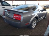 Ford Mustang V6 Deluxe/V6 Premium 1ZVHT80N075212749 photo