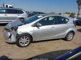 Toyota Prius C Three JTDKDTB32G1589756 снимка