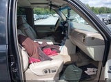 Chevrolet Tahoe Lt 1GNEK13T41R127933 fotografie