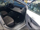 Toyota Corolla Le JTDEPMAEXMJ157229 снимка