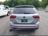 Volkswagen Tiguan 2.0T Se R-Line Black 3VV8B7AXXPM074374 photo