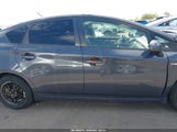 Toyota Prius Two JTDKN3DU3F0484294 fotografie