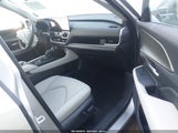 Toyota Grand Highlander Hybrid Xle 5TDACAB57SS048265 photo