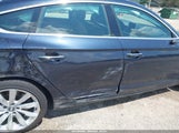 Audi A5 2.0T Premium WAUBNCF52JA009421 снимка