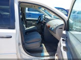 Chrysler Town & Country Lx 2A8HR44H28R743463 photo