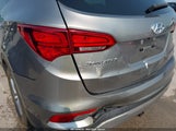 Hyundai Santa Fe Sport 2.4L 5NMZT3LB1JH071688 fotografie