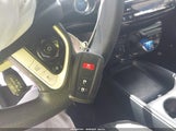 Toyota Prius Two JTDKBRFU8J3584567 снимка