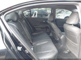 Honda Accord Touring V6 1HGCR3F96HA026801 fotografie