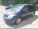 Toyota Sienna Le V6 5TDKK3DC9BS171807 снимка
