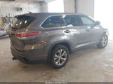 Toyota Highlander Le Plus V6 5TDBKRFH7FS144834 снимка