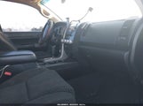 Toyota Tundra Grade 5.7L V8 5TFDW5F19CX248840 снимка