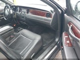 Lincoln Town Car Executive 2L1FL8JW2BX764467 снимка