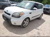 Kia Soul + KNDJT2A2XB7705549 снимка