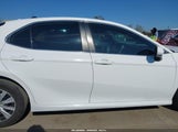 Toyota Camry Hybrid Le 4T1B31HK8KU005840 photo