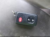 Toyota Prius Ii JTDKN3DU7A0070699 снимка