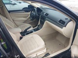 Volkswagen Passat 1.8T Se 1VWBS7A34FC047220 снимка