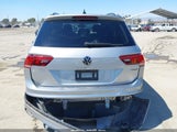 Volkswagen Tiguan 2.0T Se R-Line Black 3VV8B7AX5NM102739 fotografie