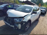 Toyota Rav4 Le JTMBFREV9HJ155295 снимка