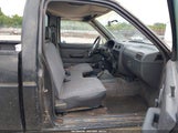 NISSAN 4X4 TRUCK XE 1N6SD11Y5VC349049 снимка