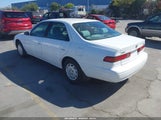 Toyota Camry Le JT2BG22KXW0243279 photo