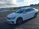 Volkswagen Passat 1.8T R-Line 1VWDT7A37HC065445 снимка
