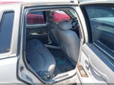 Lincoln Town Car Signature 1LNLM82W7VY735175 снимка