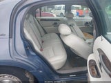 Lincoln Town Car Executive 1LNHM81W4XY652507 photo