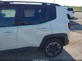 Jeep Renegade Trailhawk 4X4 ZACCJBCB8HPE68647 снимка
