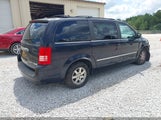 Chrysler Town & Country Touring Plus 2A4RR8DX8AR415409 снимка