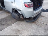 Jeep Compass Latitude 4X4 3C4NJDBNXST543798 снимка