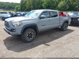 Toyota Tacoma Trd Off Road 3TMDZ5BN3KM079662 photo