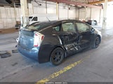 Toyota Prius Two JTDKN3DU1F0413031 снимка