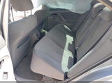 Toyota Camry Le 4T1BE46K47U010040 снимка
