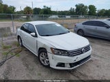 Volkswagen Passat 2.0T R-Line/2.0T S 1VWAA7A37JC000769 снимка
