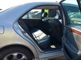 Mercedes-Benz E 320 Special Edition WDBJF65J82B492628 снимка