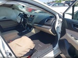 Subaru Legacy 2.5I Premium 4S3BNAH6XF3002144 photo