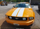 Ford Mustang V6 Deluxe/V6 Premium 1ZVHT80N185145807 снимка